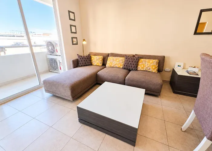 Bahia Del Tezal 103b Modern 1br Retreat With Rooftop Pool & Access Apartamento Cabo San Lucas