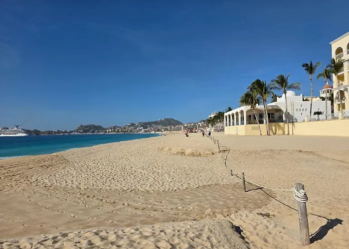 Bahia Del Tezal 103b Modern 1br Retreat With Rooftop Pool & Access Cabo San Lucas